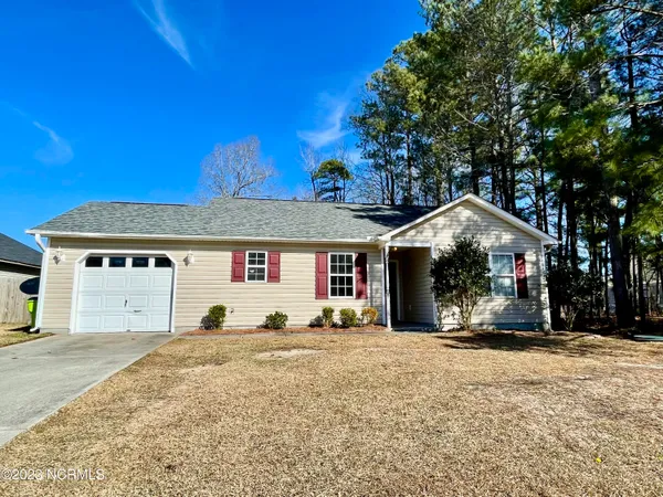 $1,800 | 104 Sweet Bay Drive, New Bern, NC 28560