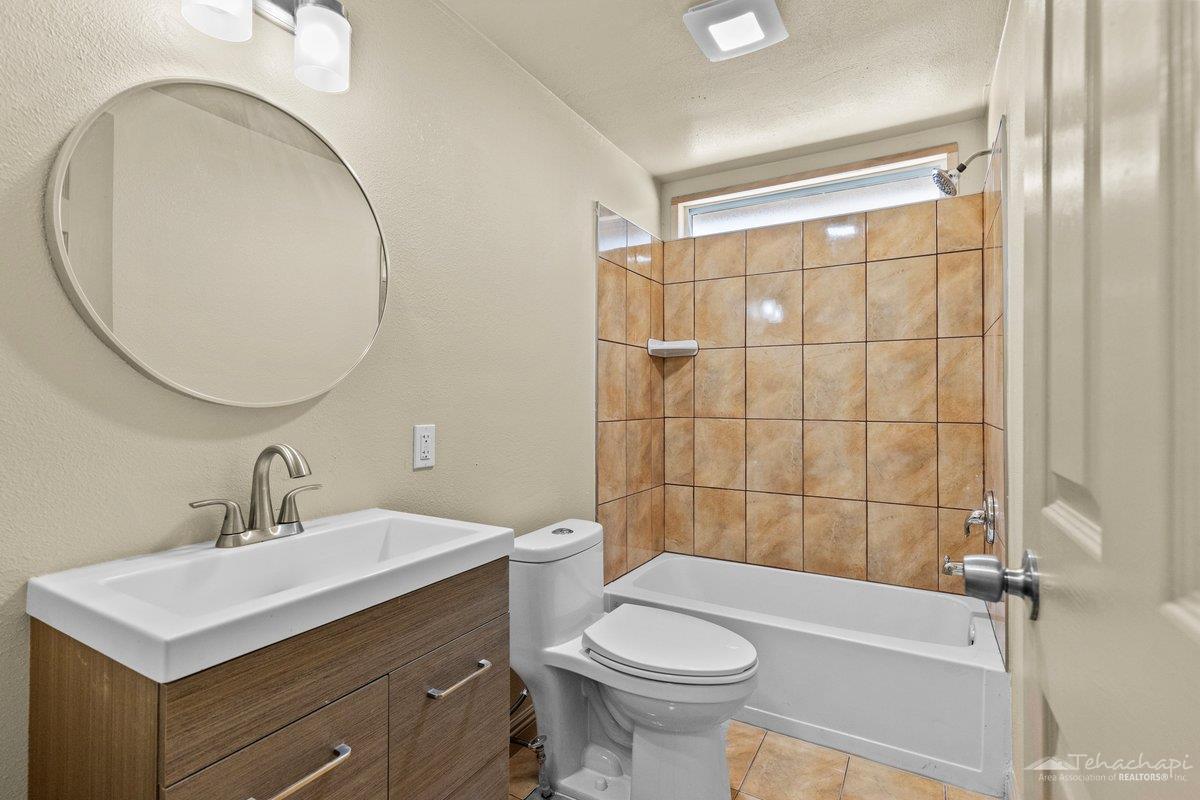 24056 Sand Canyon Road Tehachapi, CA 93561 - Photo 18 of 20 Gallery Image 18
