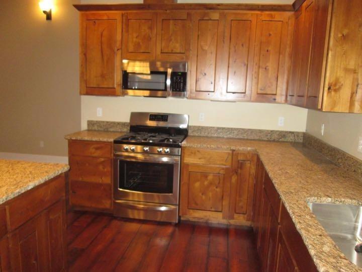 620 Sarah Rae Lane Grants Pass, OR 97527 - Photo 3 of 7 Additional Photo