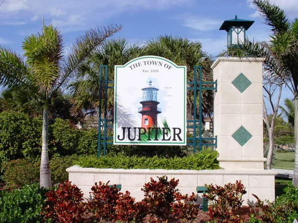 $2,100 | 1080 University Boulevard, Unit 13, Jupiter, FL 33458