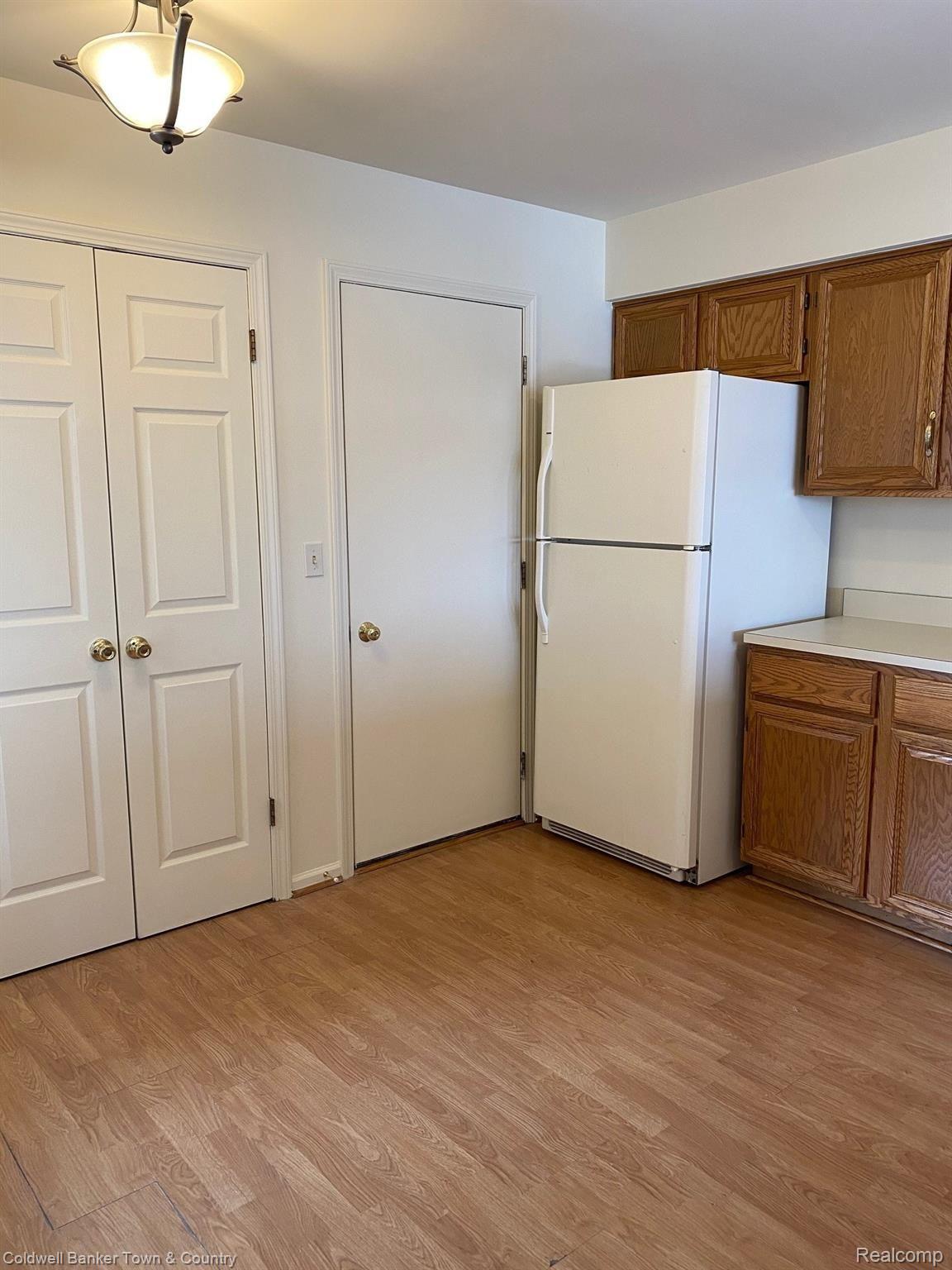 674 Summit Ridge Drive, Unit 17 Milford, MI 48381 - Photo 6 of 51 SR Kit 2.jpg