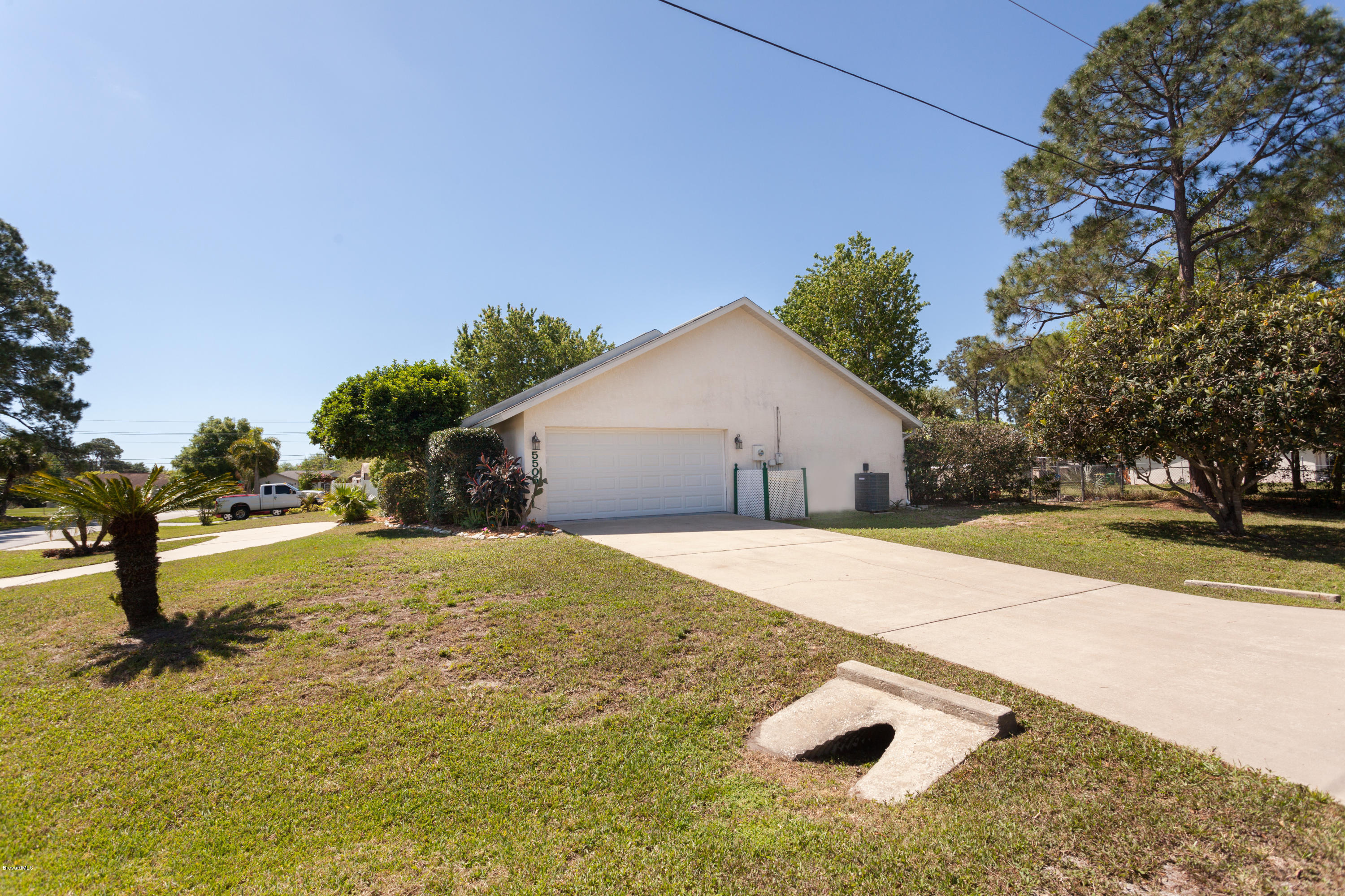 5505 Flint Road Cocoa, FL 32927 - Photo 20 of 20 2 car garage