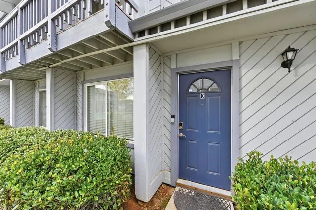 $305,000 | 2515 Merrychase Drive, Unit K, Cameron Park, CA 95682