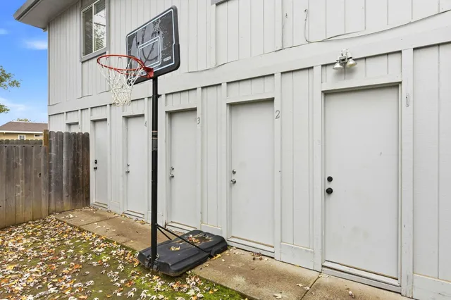 $305,000 | 2515 Merrychase Drive, Unit K, Cameron Park, CA 95682