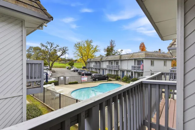 $305,000 | 2515 Merrychase Drive, Unit K, Cameron Park, CA 95682