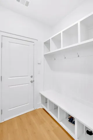 $649,900 | 613 Conifer Dr Spring Hill, Thompson's Station, TN 37179