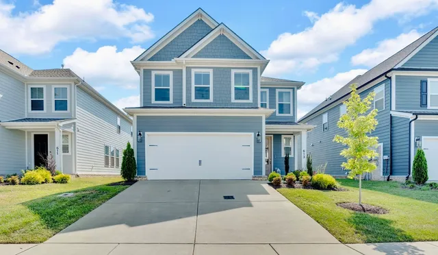 $649,900 | 613 Conifer Dr Spring Hill, Thompson's Station, TN 37179