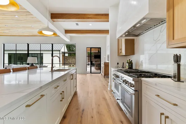 $2,495,000 | 915 Montrose Drive, Ridgeland, MS 39157