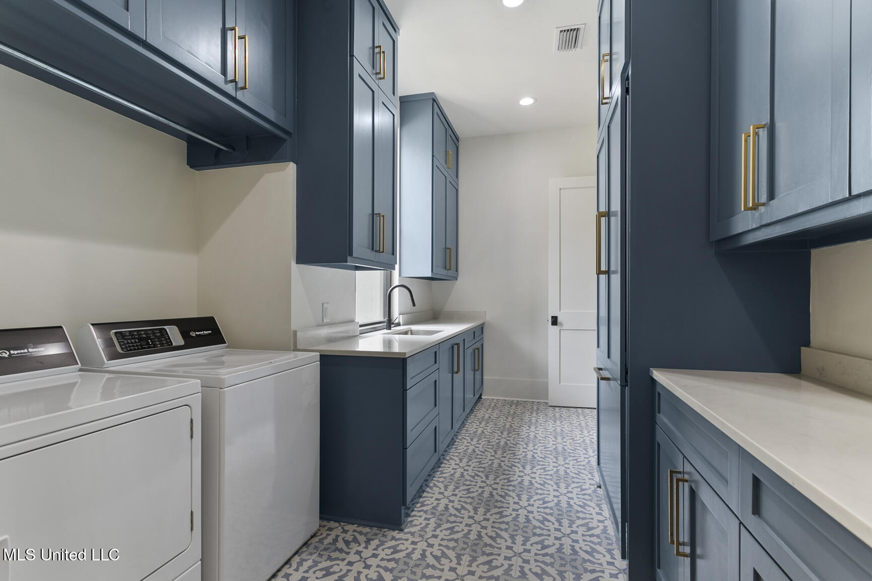 915 Montrose Drive Ridgeland, MS 39157 - Photo 33 of 96 915 Montrose