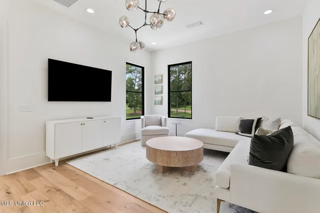 $2,495,000 | 915 Montrose Drive, Ridgeland, MS 39157