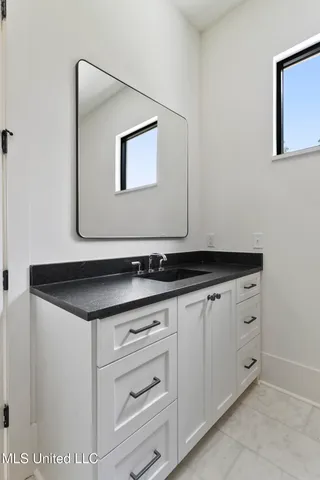 $2,495,000 | 915 Montrose Drive, Ridgeland, MS 39157