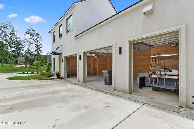 $2,495,000 | 915 Montrose Drive, Ridgeland, MS 39157