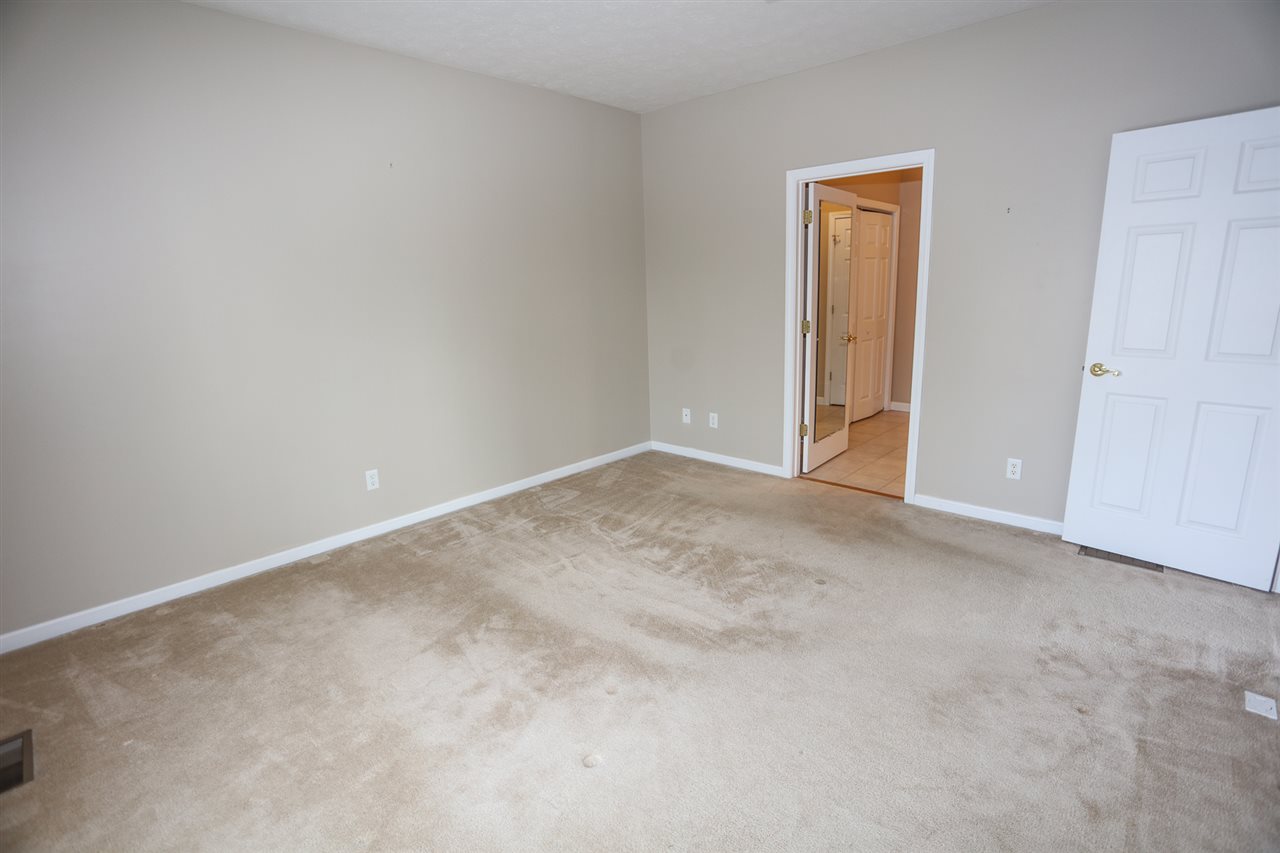 34 Mammoth Road, Unit 5 Hooksett, NH 03106 - Photo 21 of 39 Gallery Image 21
