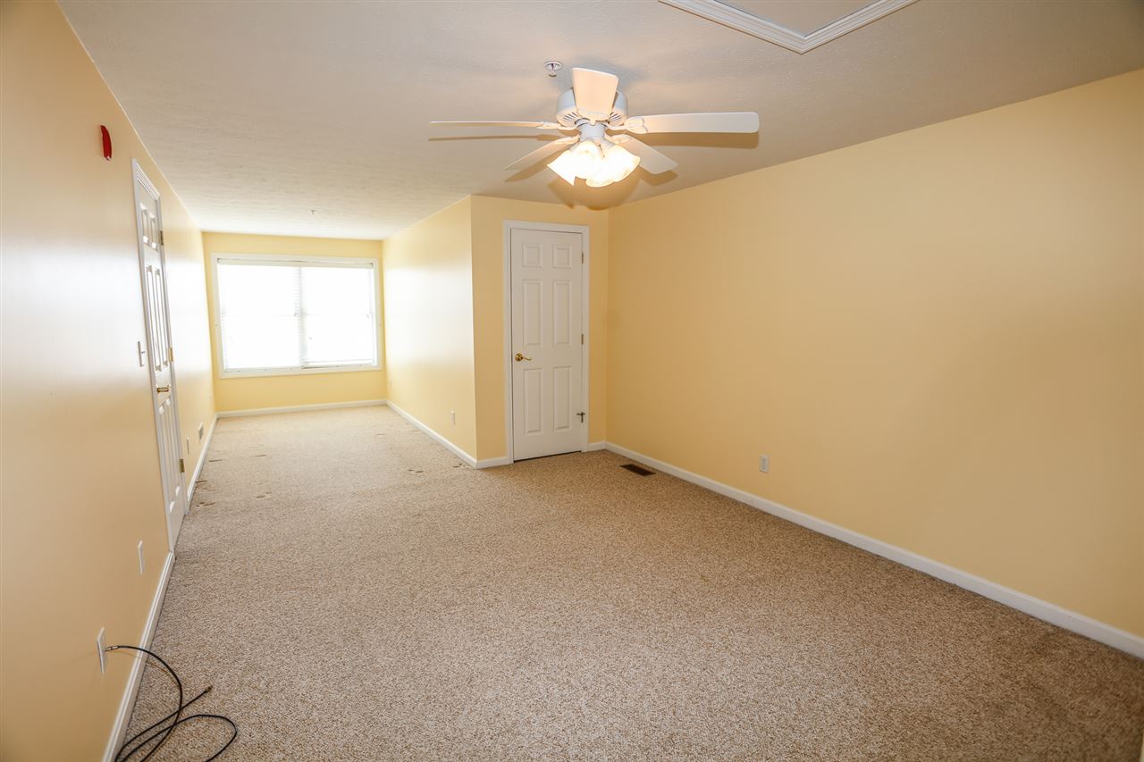 34 Mammoth Road, Unit 5 Hooksett, NH 03106 - Photo 29 of 39 Gallery Image 29