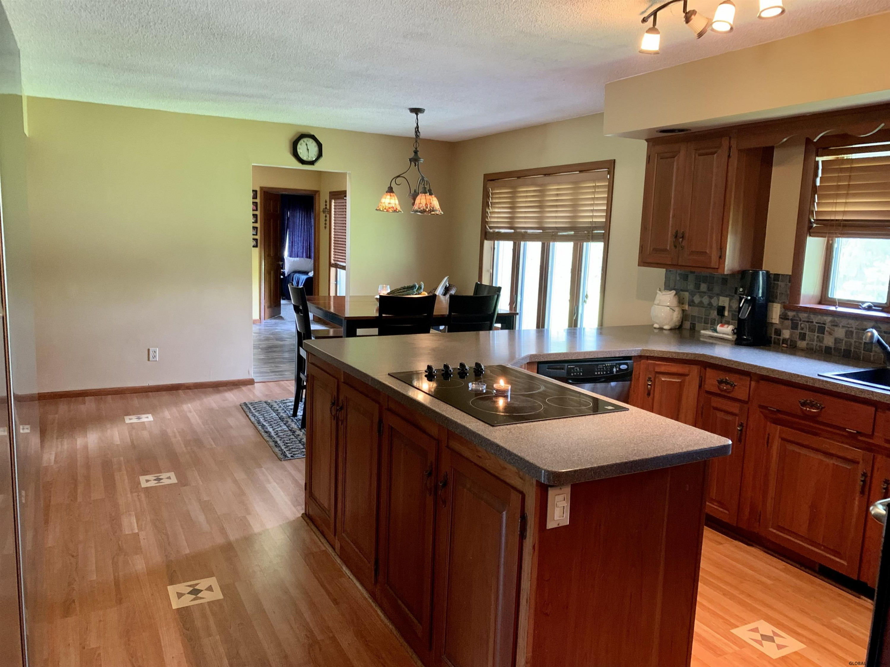 519 Midline Road Amsterdam, NY 12010 - Photo 16 of 56 Photo 16