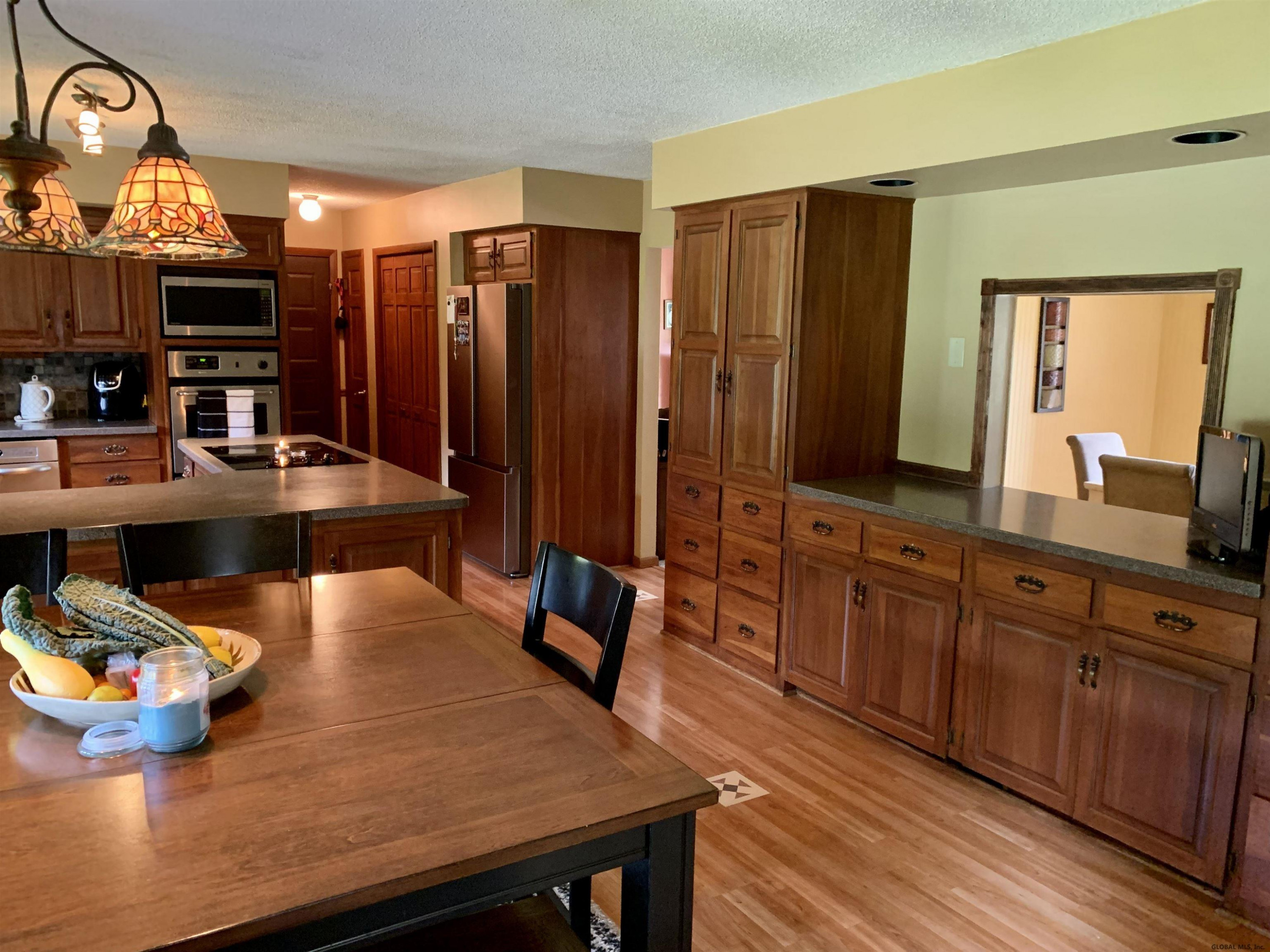 519 Midline Road Amsterdam, NY 12010 - Photo 18 of 56 Photo 18