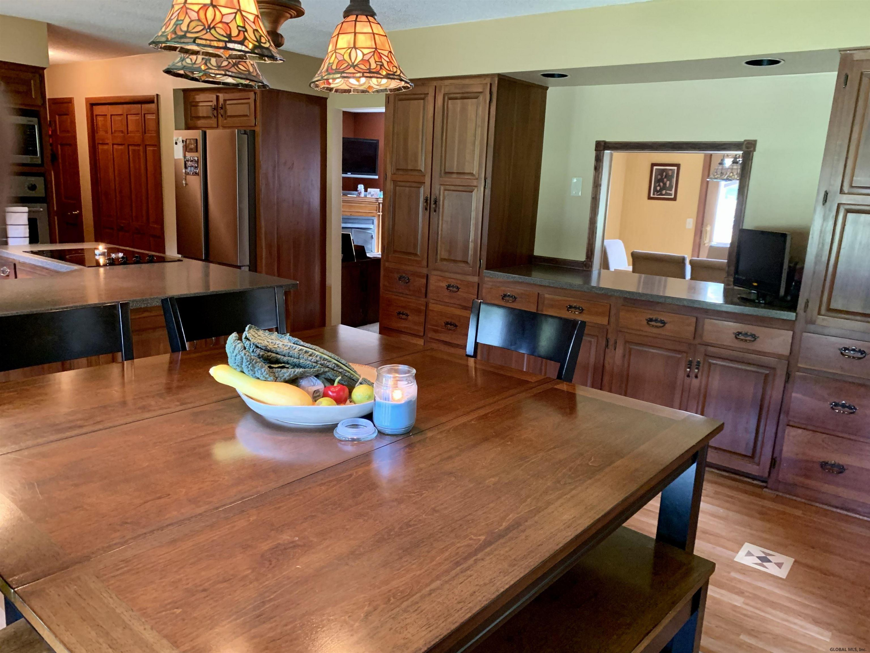 519 Midline Road Amsterdam, NY 12010 - Photo 19 of 56 Photo 19
