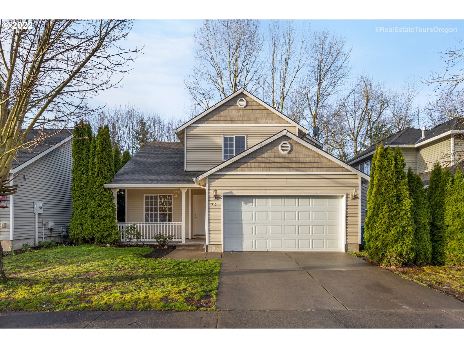 910 Northeast Mariners Loop Portland, OR 97211 - Photo 1 of 32 Gallery Image 1
