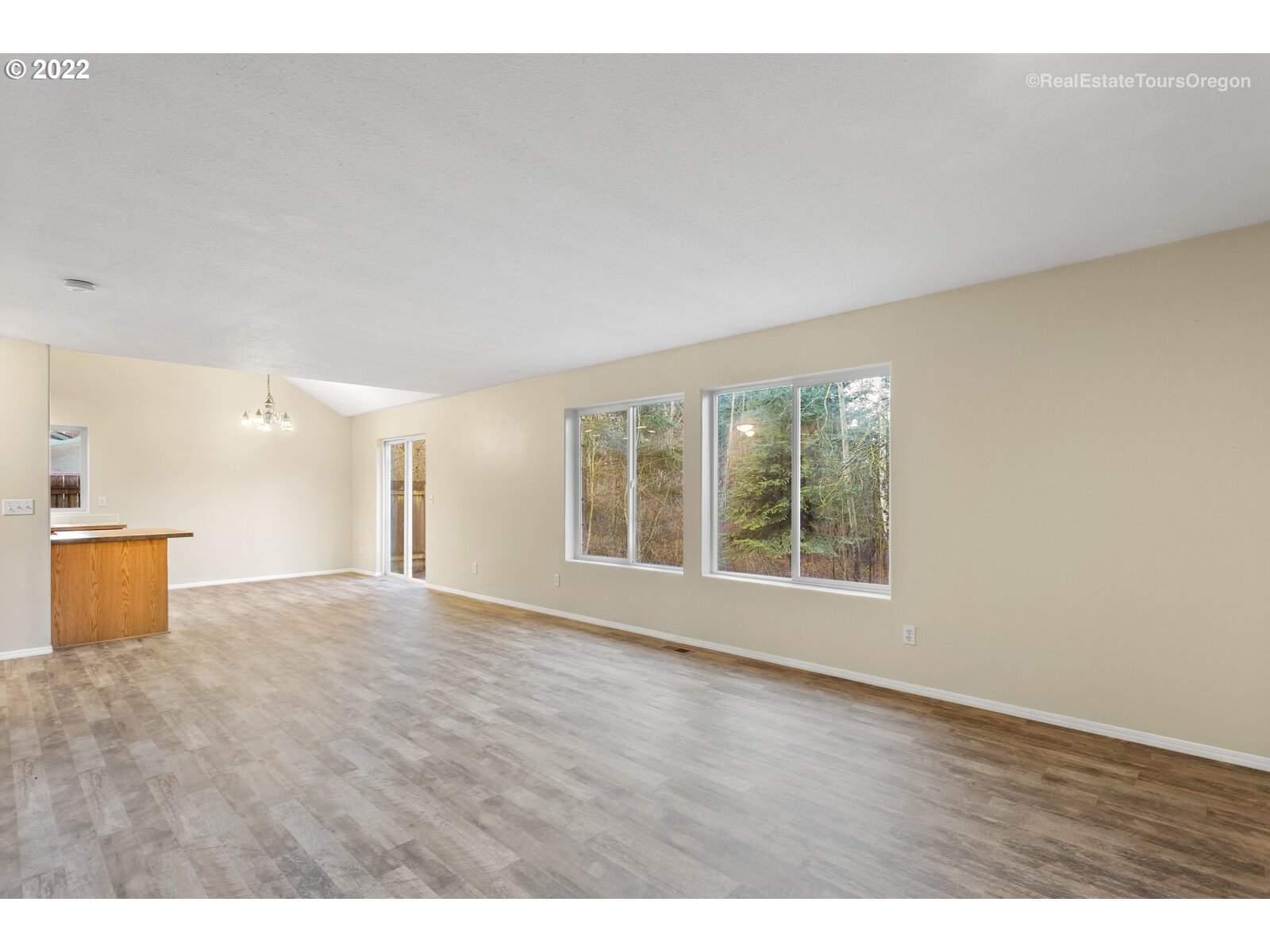 910 Northeast Mariners Loop Portland, OR 97211 - Photo 13 of 32 Gallery Image 13