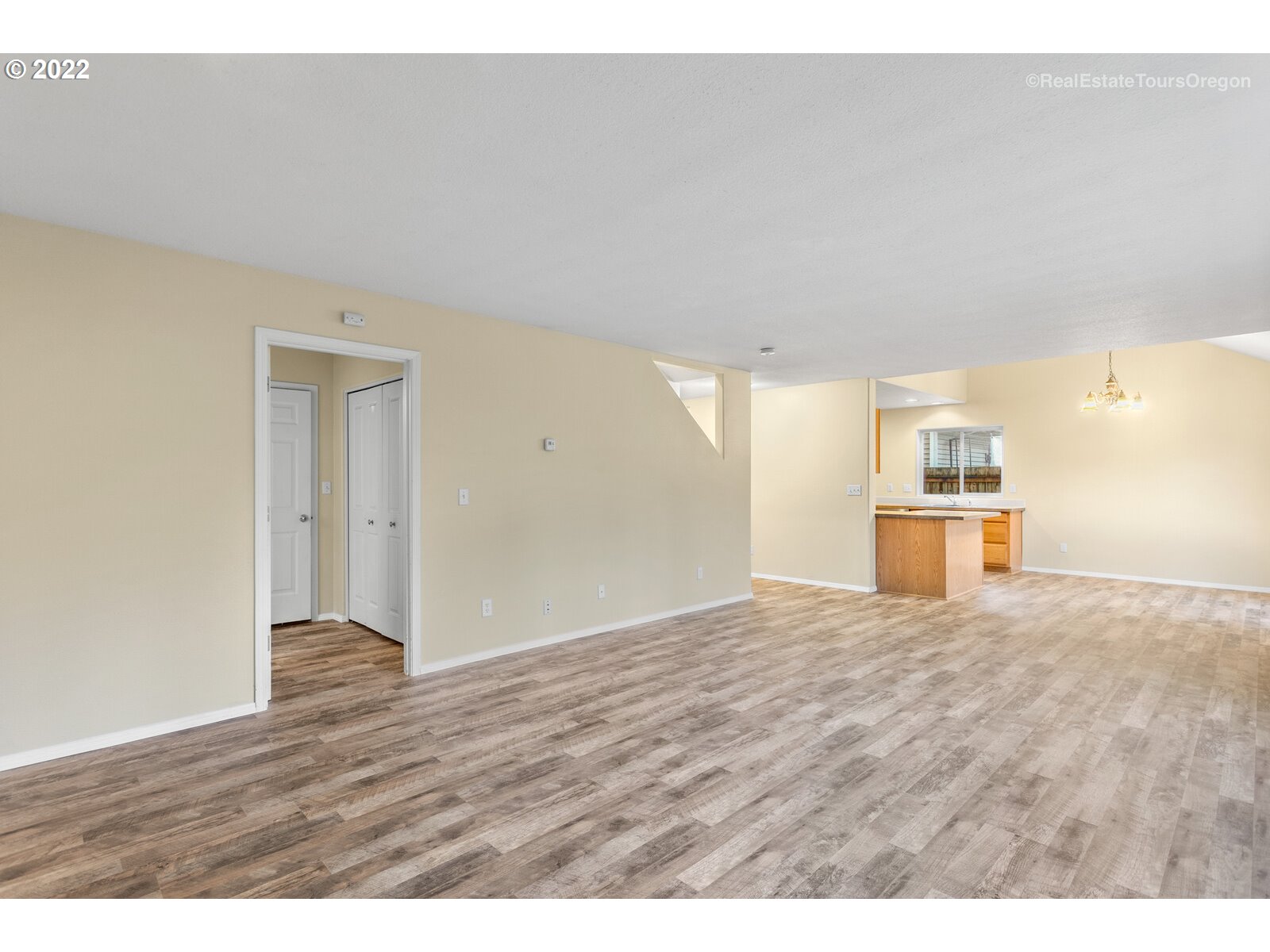 910 Northeast Mariners Loop Portland, OR 97211 - Photo 14 of 32 Gallery Image 14
