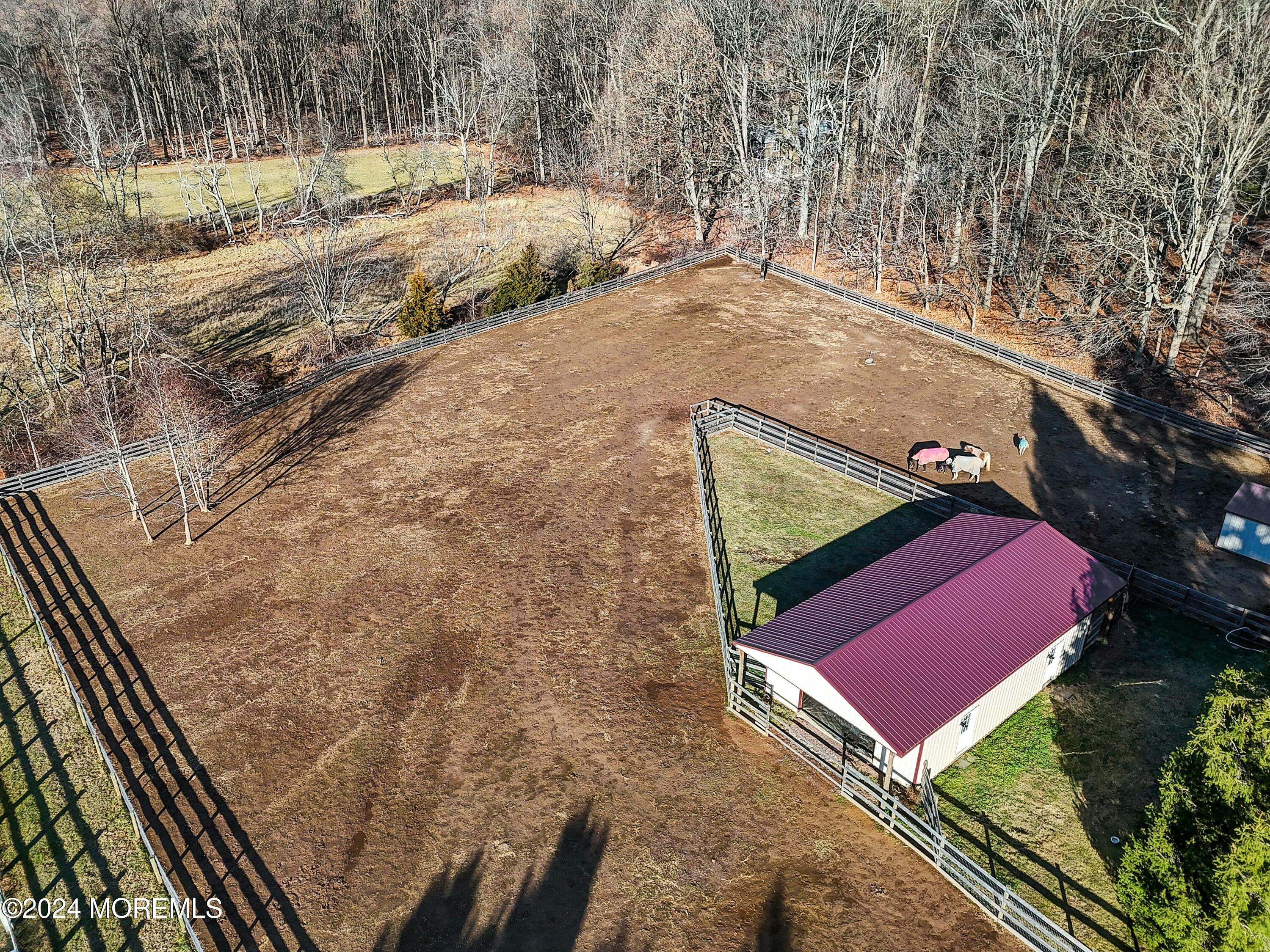 125 Sandy Ridge Road Stockton, NJ 08559 - Photo 44 of 46 a view of a yard with an outdoor space