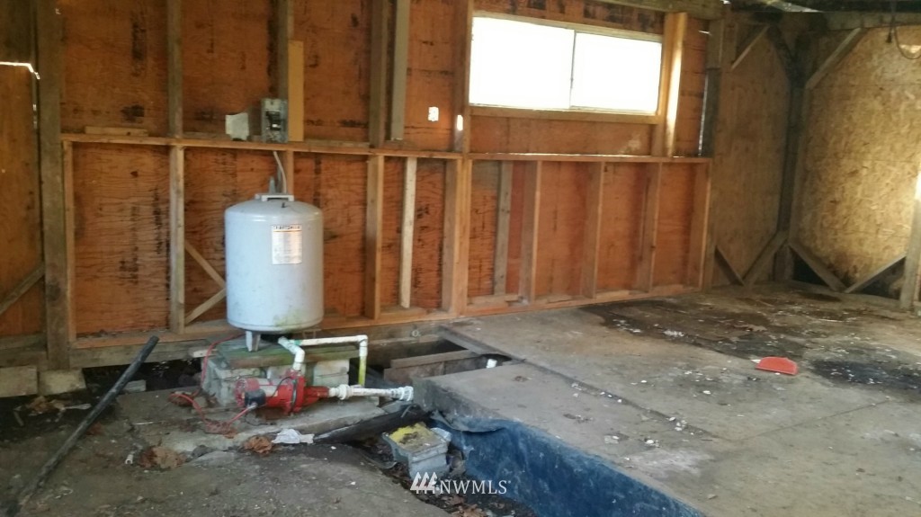100 Kruse Road Port Angeles, WA 98362 - Photo 9 of 20 Gallery Image 9