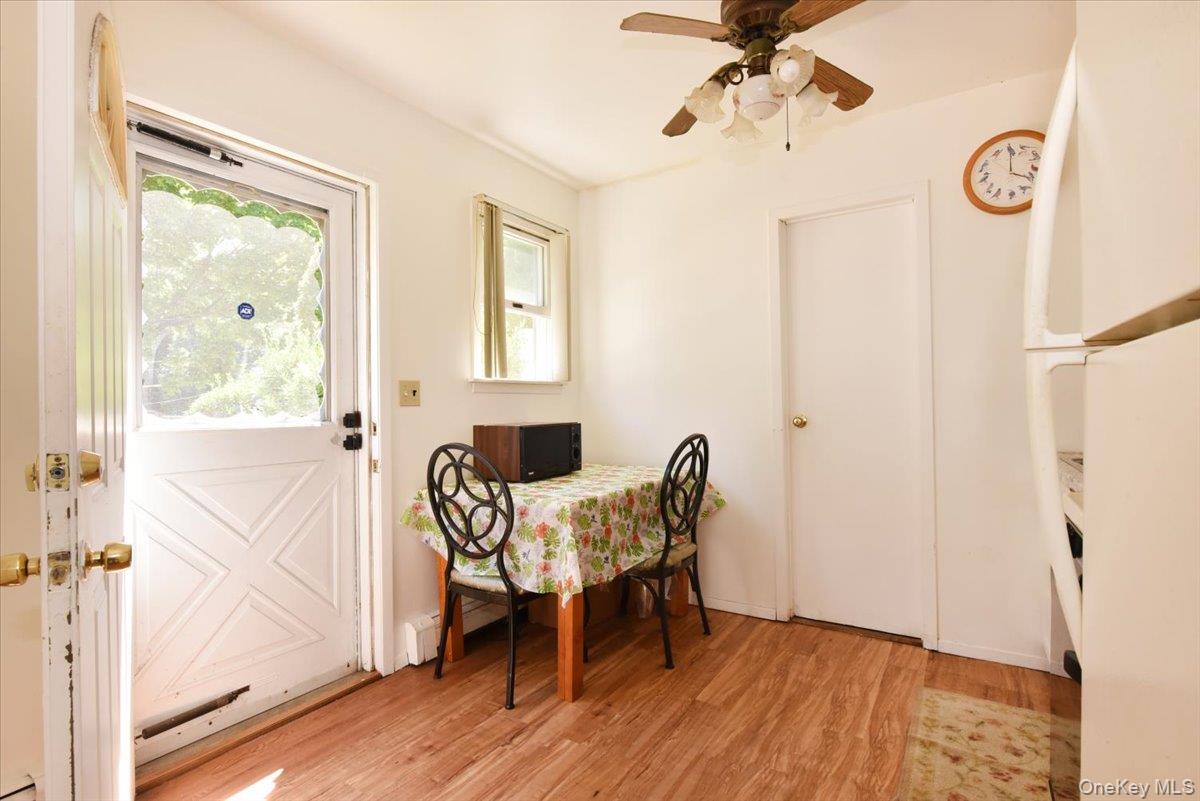 22 Chatham Road Commack, NY 11725 - Photo 31 of 37