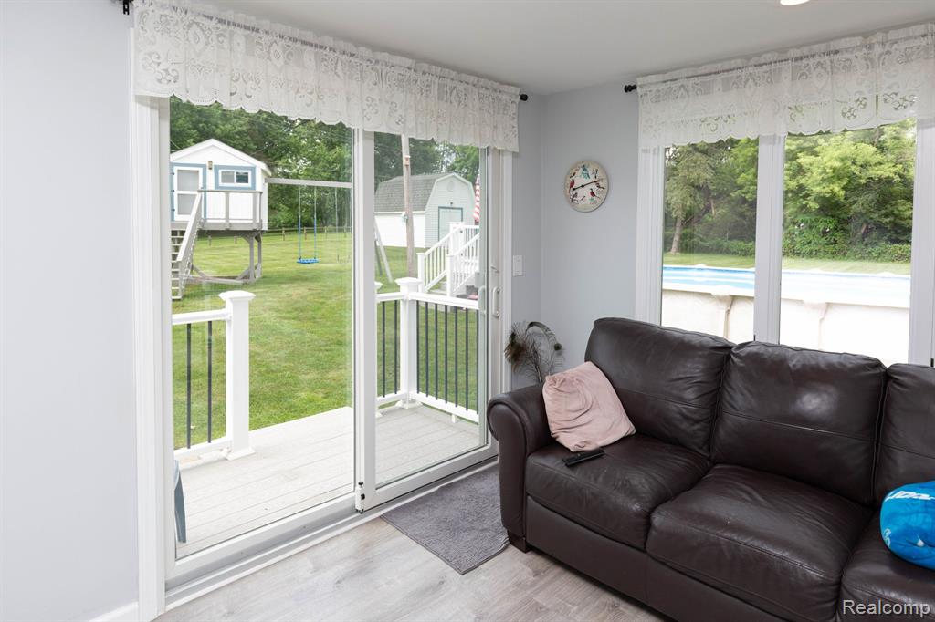 9026 Woodside Road Northville, MI 48167 - Photo 7 of 56