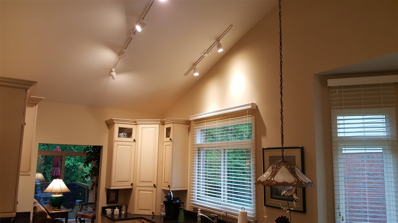 1130 Bluebird Drive Rochester, MI 48307 - Photo 14 of 66 31320407-13.JPG