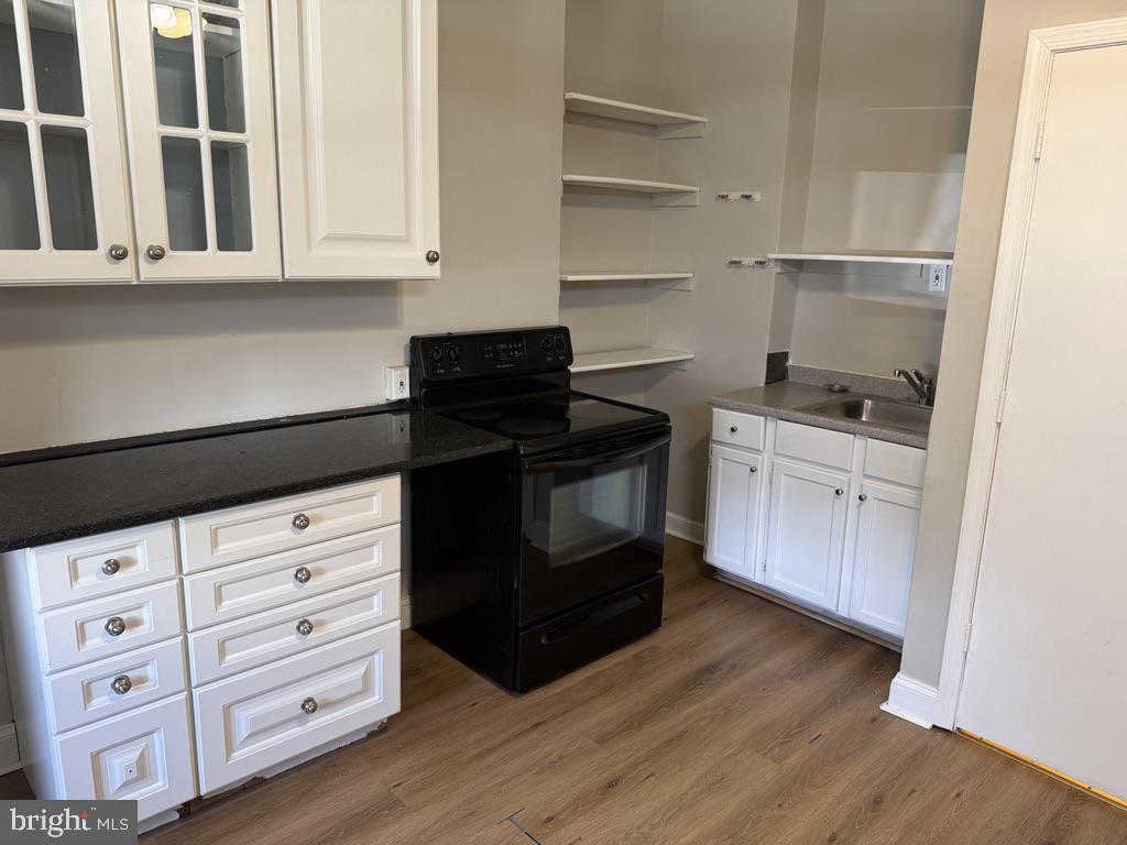 402 North Springfield Road Clifton Heights, PA 19018 - Photo 4 of 11 Modern kitchen with sleek finishes.