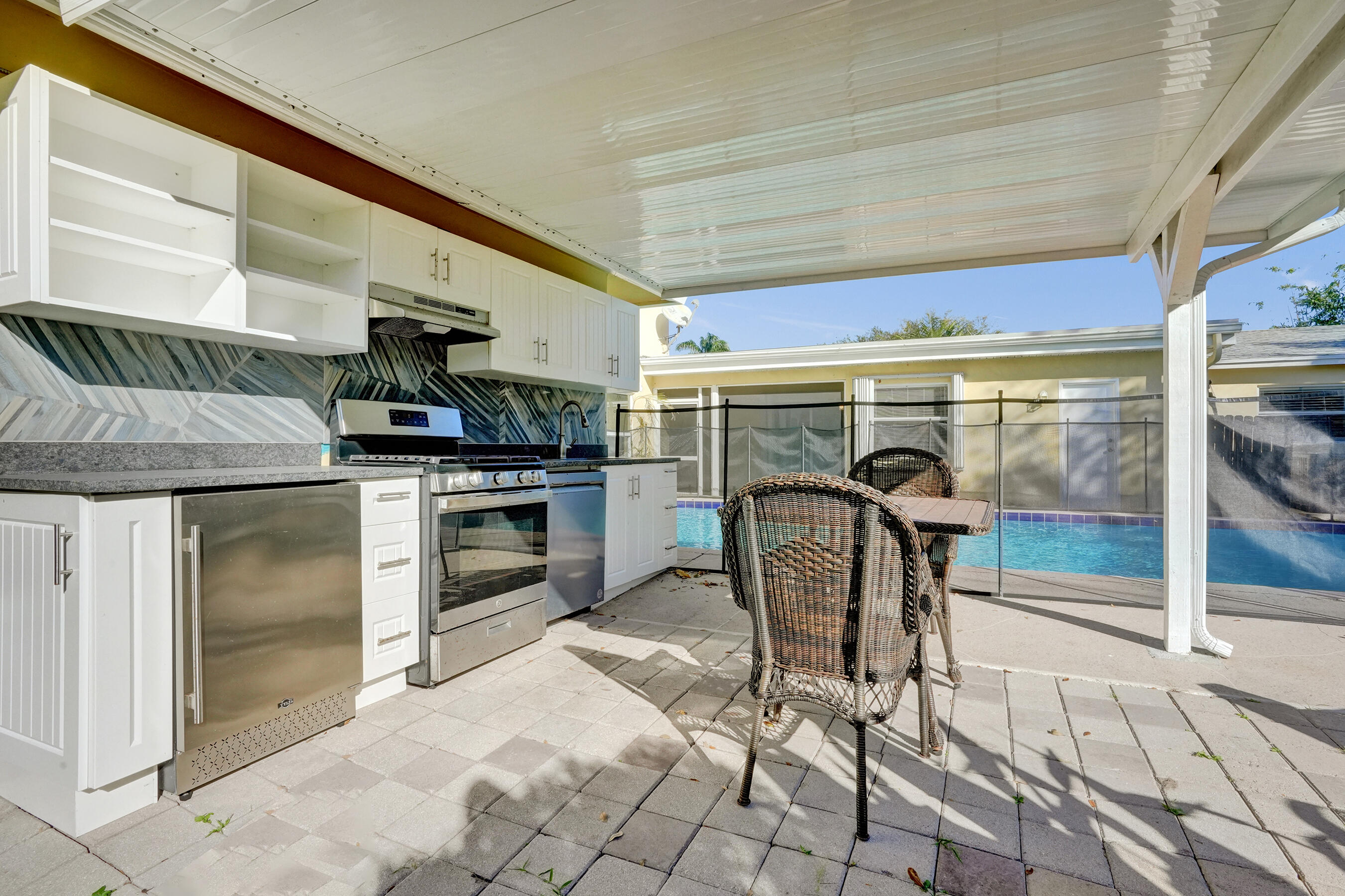 740 Buttonwood Road North Palm Beach, FL 33408 - Photo 43 of 44 DSC08144