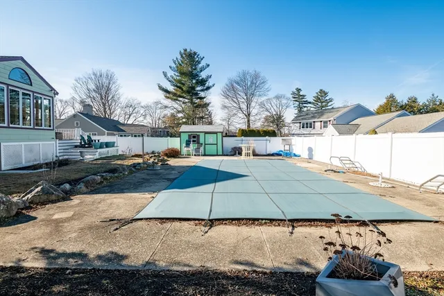 $875,000 | 25 Juniper Avenue, Wakefield, MA 01880