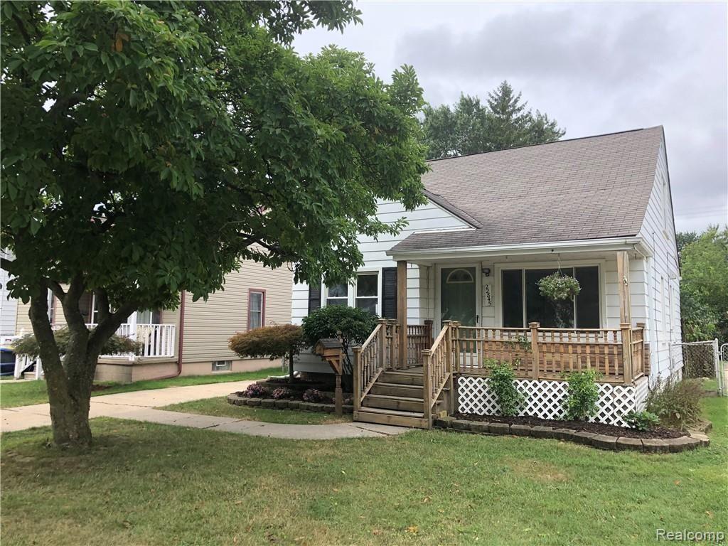 22845 Roxana Avenue Eastpointe, MI 48021 - Photo 1 of 24 Photo Sep 06, 11 20 47 AM.jpg