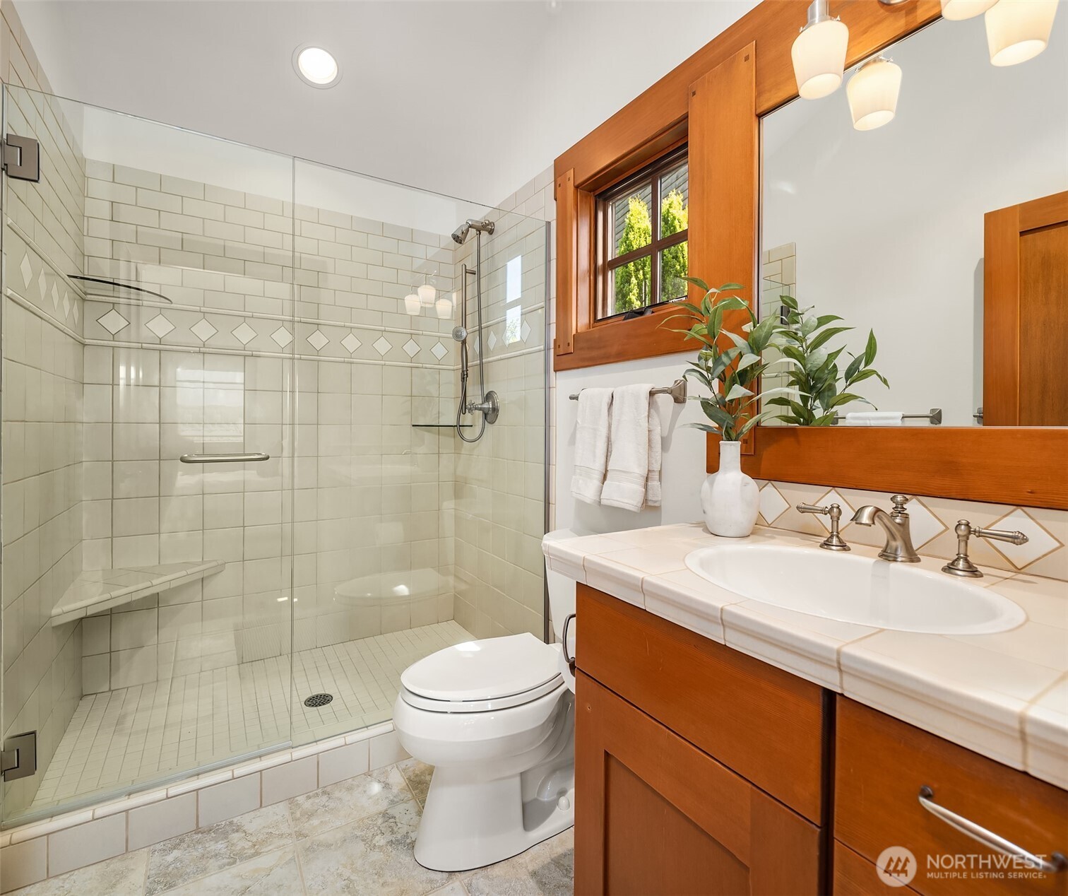 4174 Beach Drive Freeland, WA 98249 - Photo 19 of 38