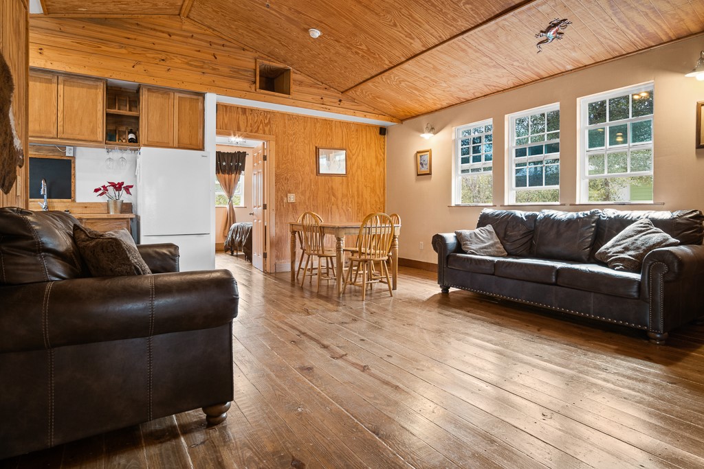 652 Rabbit Run Road Aransas Pass, TX 78336 - Photo 14 of 24