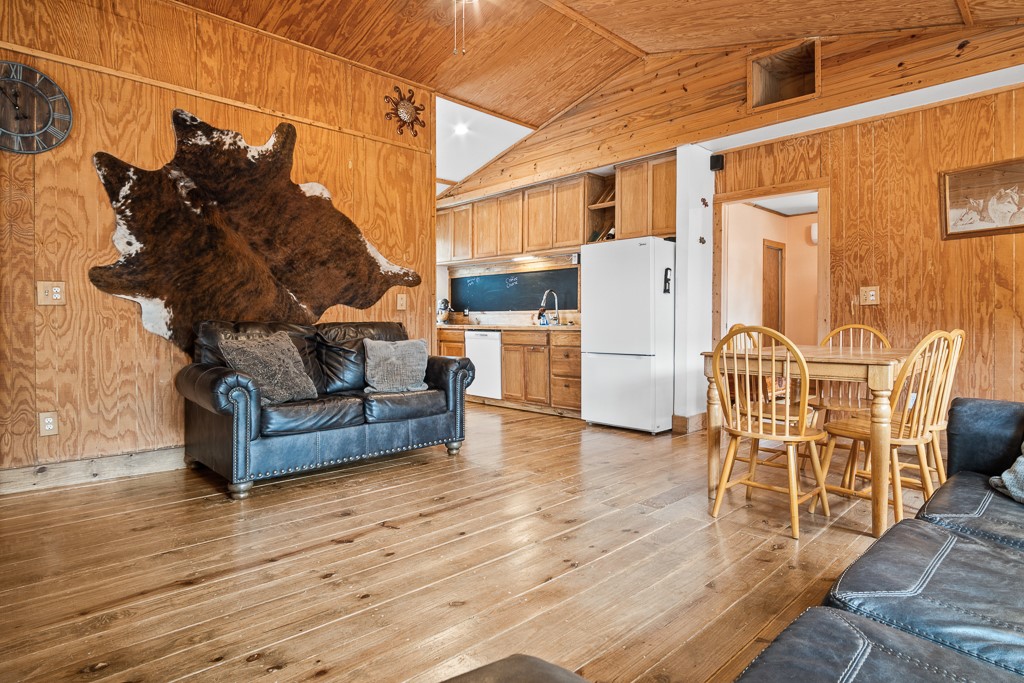 652 Rabbit Run Road Aransas Pass, TX 78336 - Photo 15 of 24