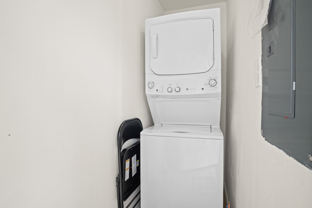 652 Rabbit Run Road Aransas Pass, TX 78336 - Photo 2 of 24