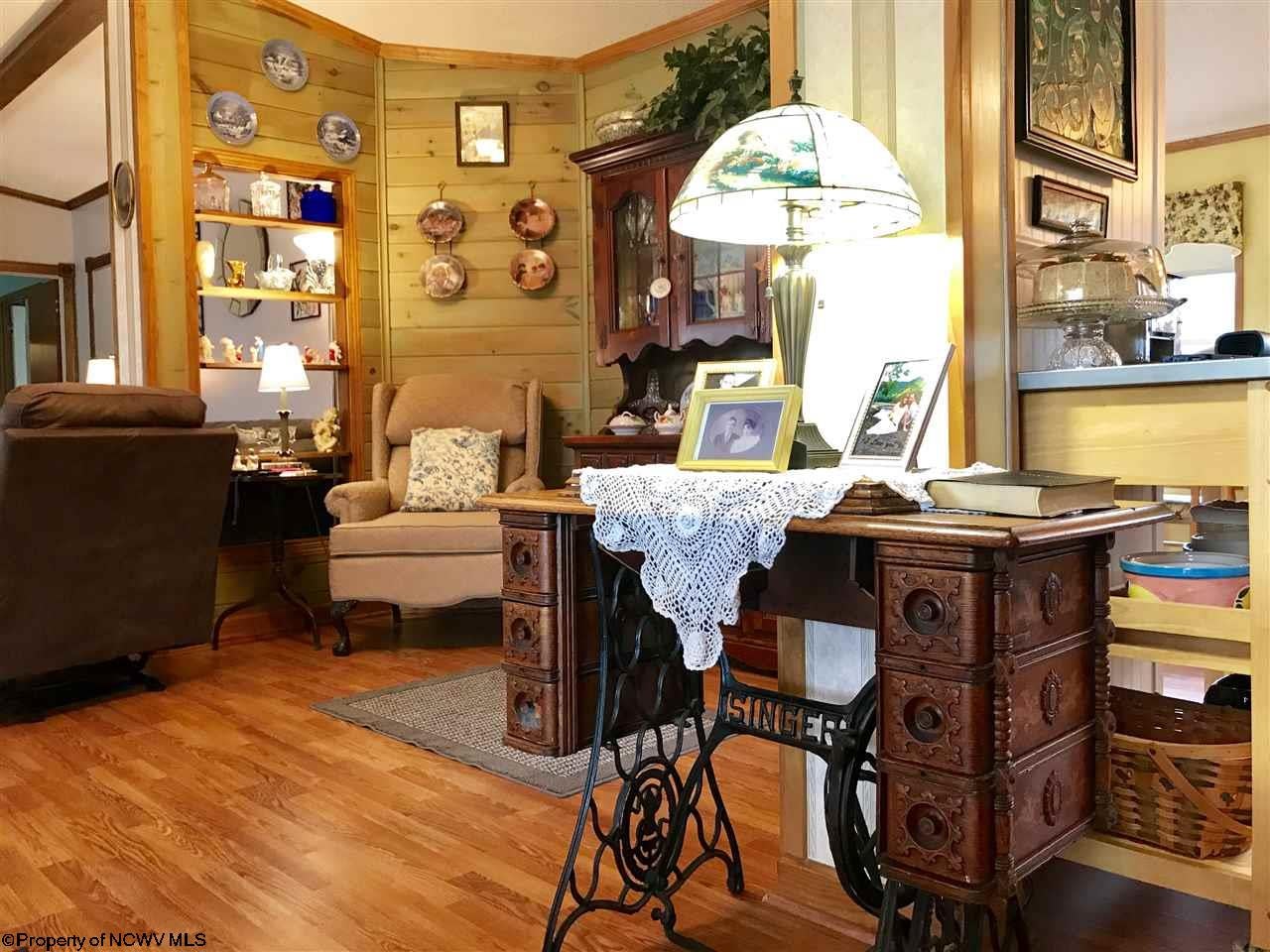 337 Giuliani Road Reedsville, WV 26547 - Photo 6 of 19 Gallery Image 6