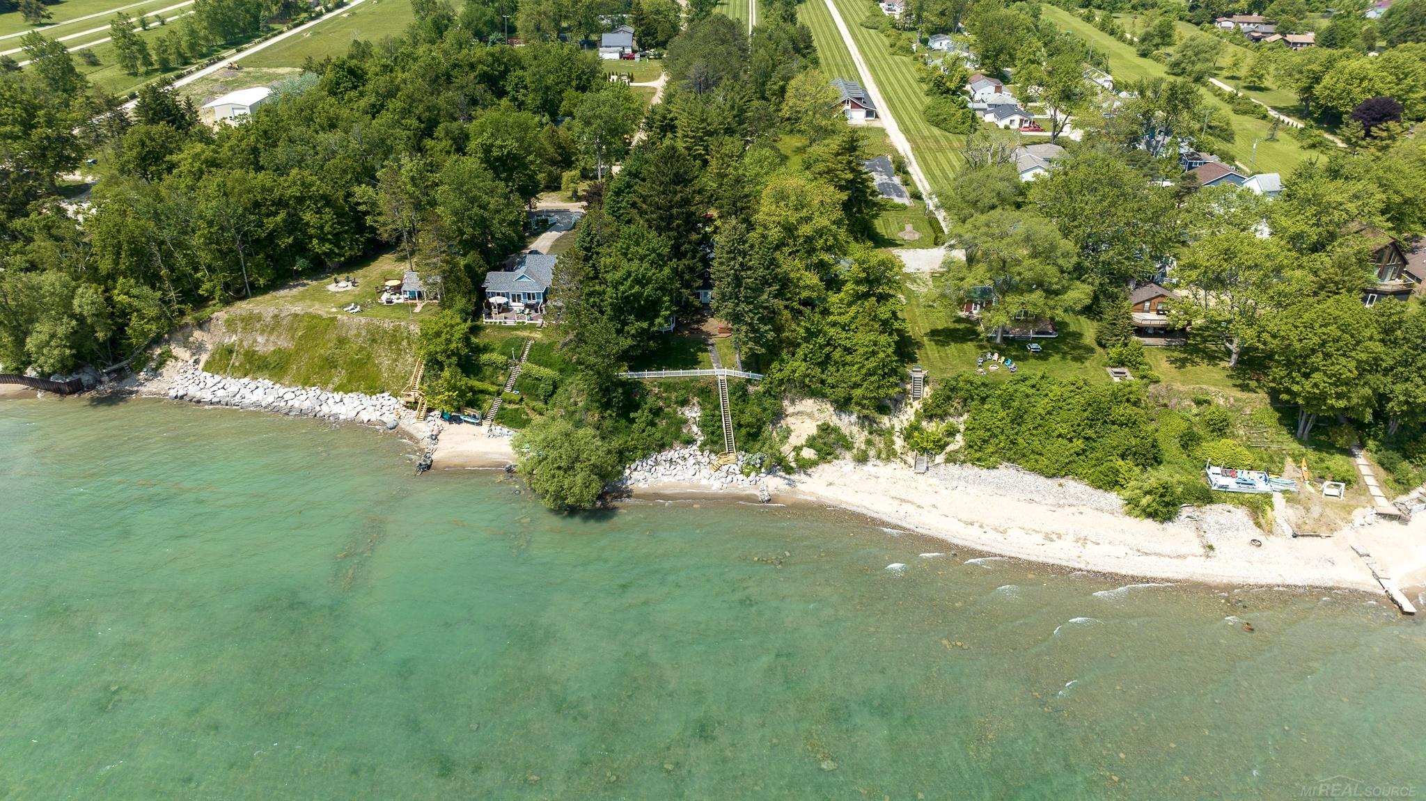 6603 Lakeshore Road Lexington, MI 48450 - Photo 47 of 50 50109091-46.JPG