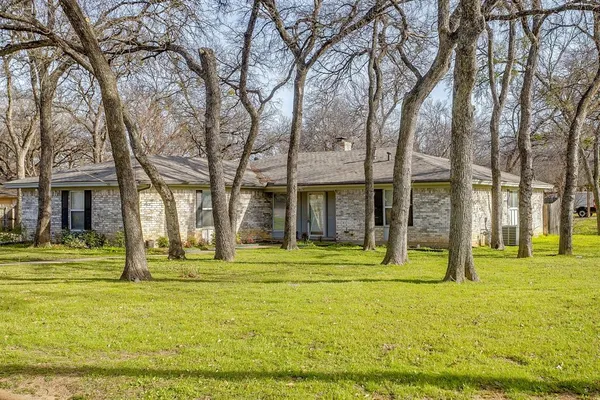 $299,000 | 612 Melbourne Court, Hurst, TX 76053