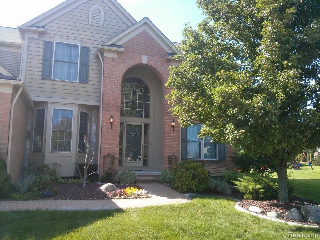 595 Bliss Drive Rochester, MI 48307 - Photo 2 of 56 IMG_20140828_160513.jpg