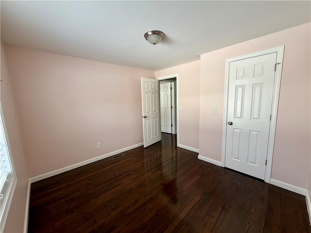 281 Abbott Run Valley Road Cumberland, RI 02864 - Photo 17 of 25 Gallery Image 17