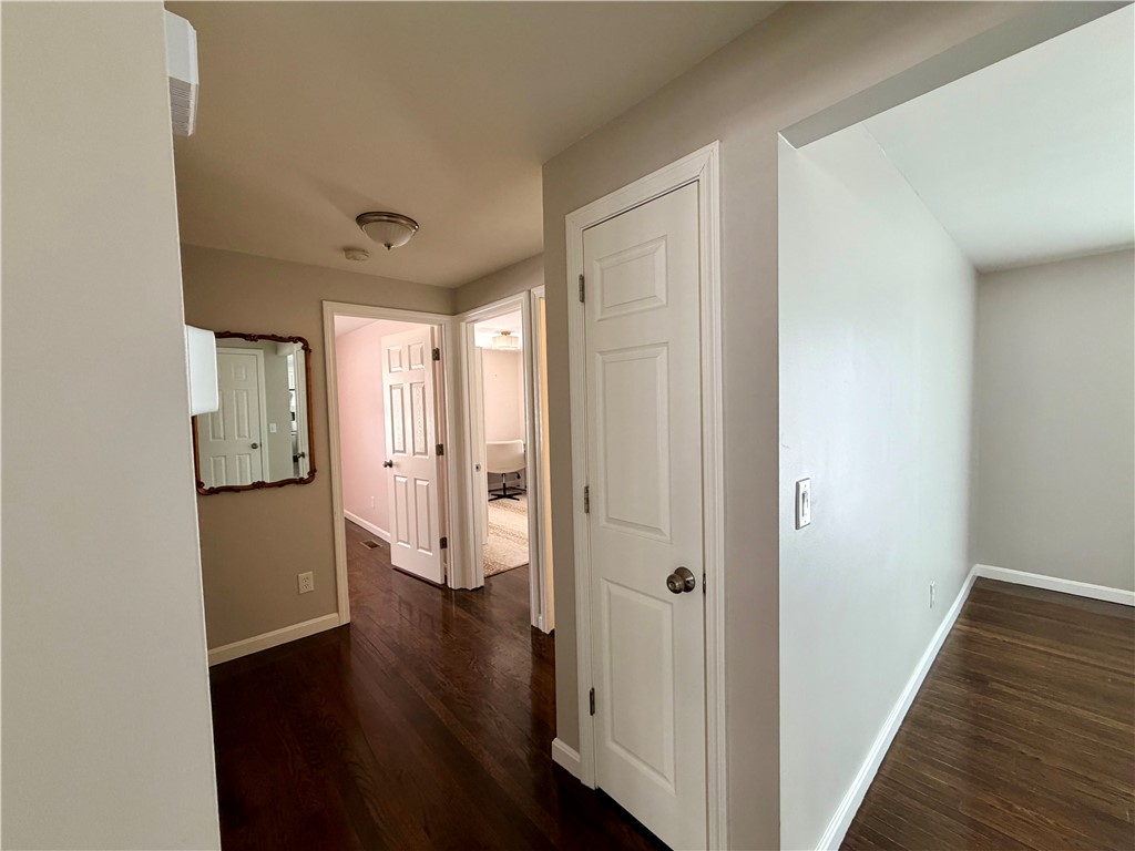 281 Abbott Run Valley Road Cumberland, RI 02864 - Photo 10 of 25 Gallery Image 10