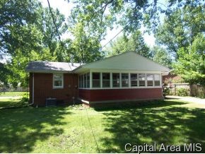 2205 Fairway Drive Springfield, IL 62704 - Photo 2 of 12