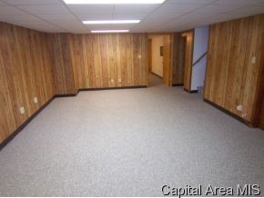 2205 Fairway Drive Springfield, IL 62704 - Photo 11 of 12