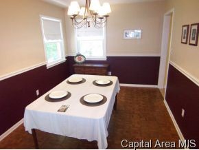 2205 Fairway Drive Springfield, IL 62704 - Photo 5 of 12