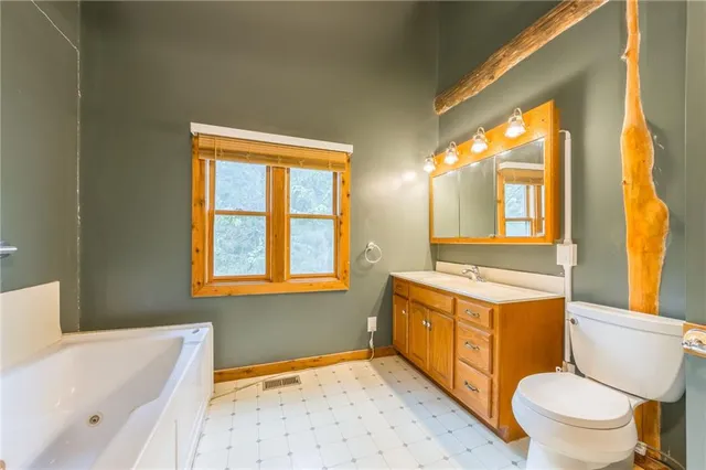 $265,000 | 23291 Christian Road, Braymer, MO 64624