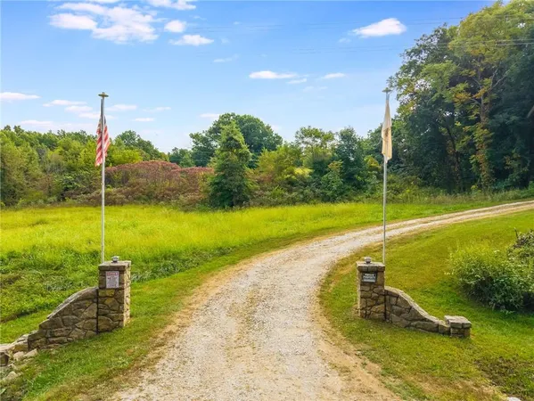 $250,000 | 23291 Christian Road, Braymer, MO 64624