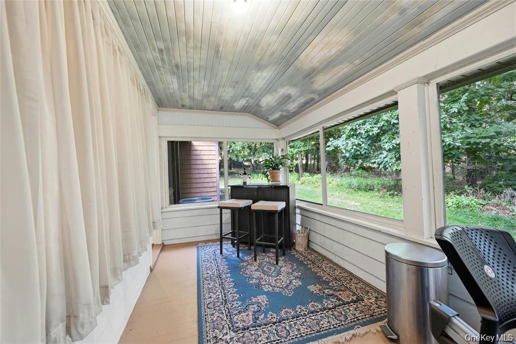 2064 North Country Road Wading River, NY 11792 - Photo 29 of 38 Gallery Image 29