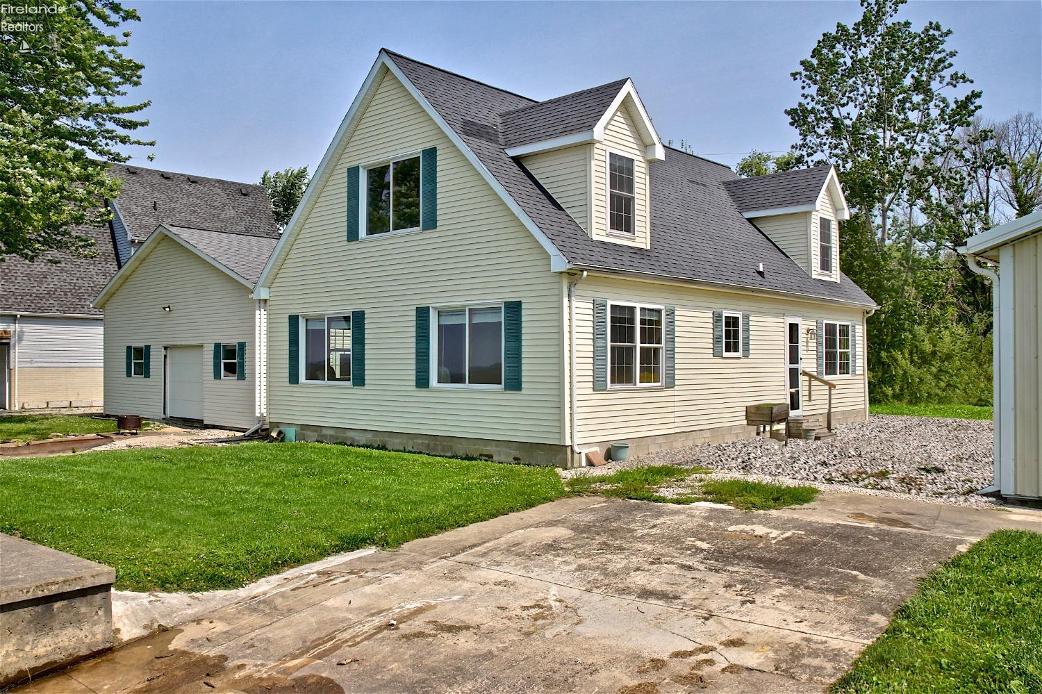 2050 Fletcher Road Port Clinton, OH 43452 - Photo 1 of 35 Gallery Image 1